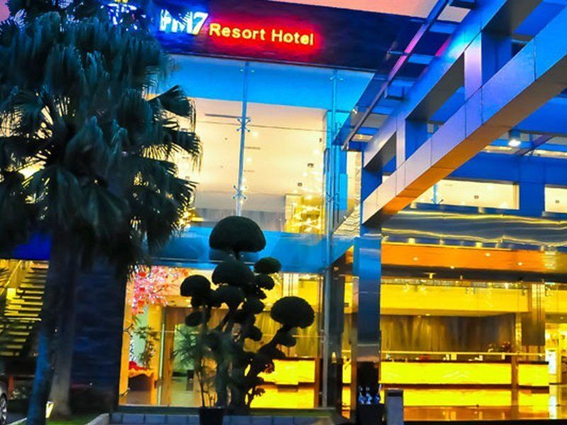 Fm7 Resort Hotel - Jakarta Airport Tangerang Dış mekan fotoğraf